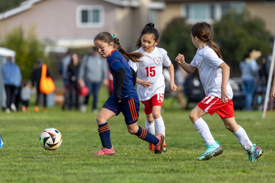 EGS player breaking away